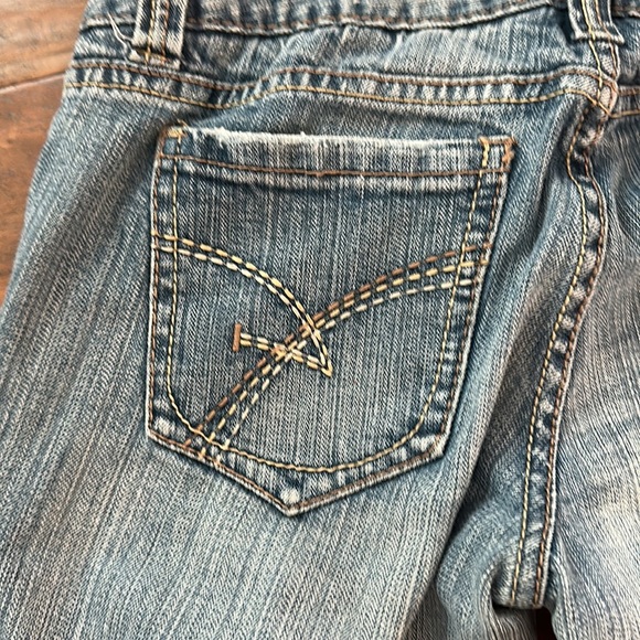 Vintage Amethyst light wash distressed jeans - Picture 12 of 12